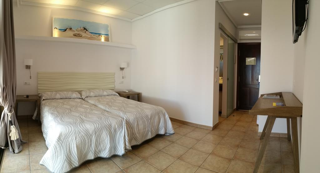 Hotel Bahia La Savina  Room photo