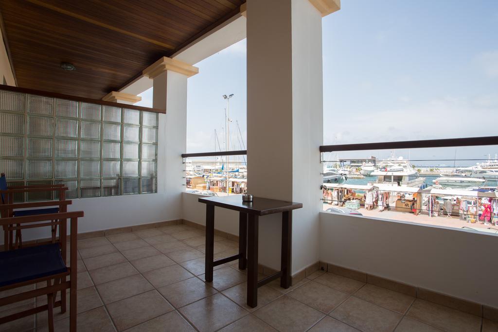 Hotel Bahia La Savina  Exterior photo